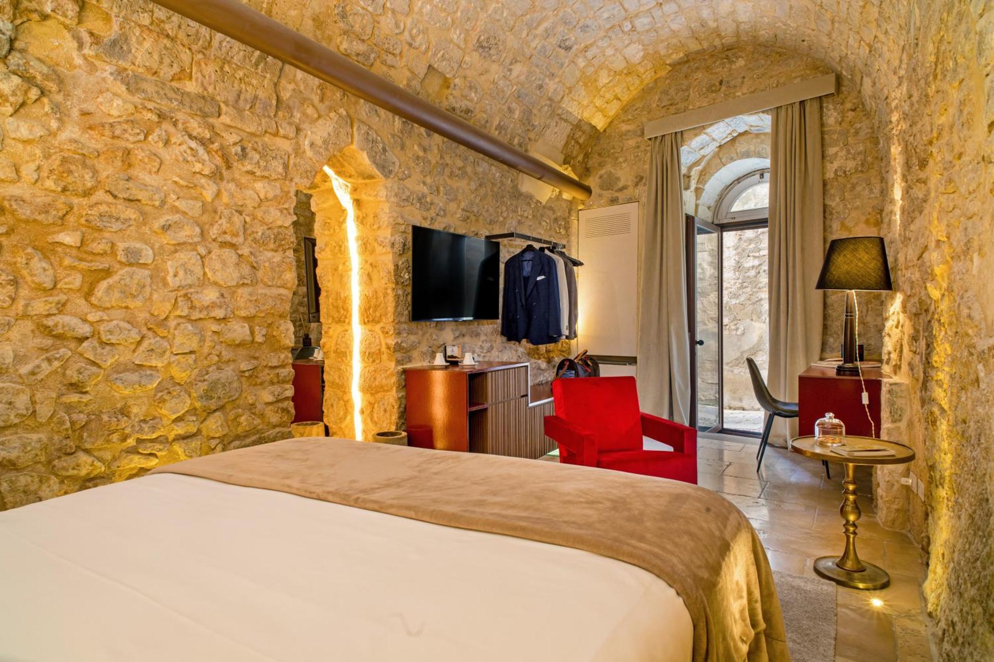 Deluxe Junior Suite