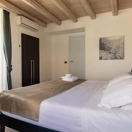Villa Del Lauro-3